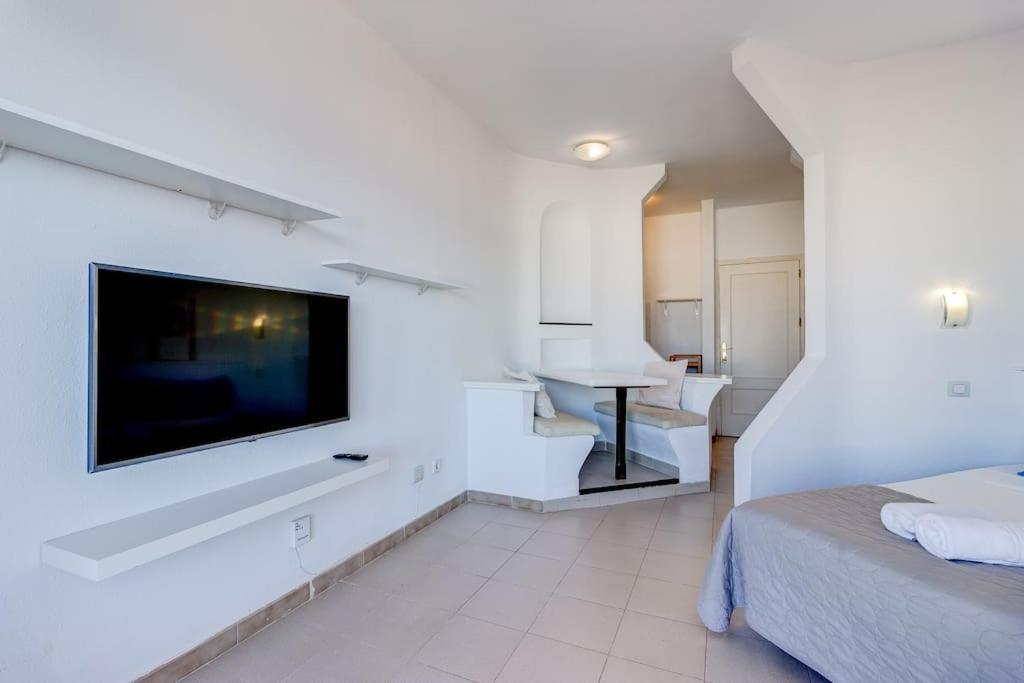 Bonito Estudio Playa Paraiso Con Vista Al Mar By Paramount Holidays 아데제 외부 사진